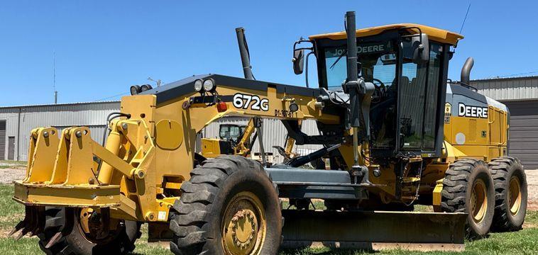 2014 John Deere 672G